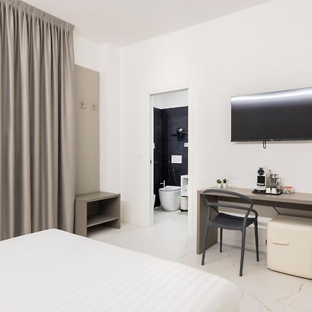 Excelsior Station Suite بولونيا المظهر الخارجي الصورة