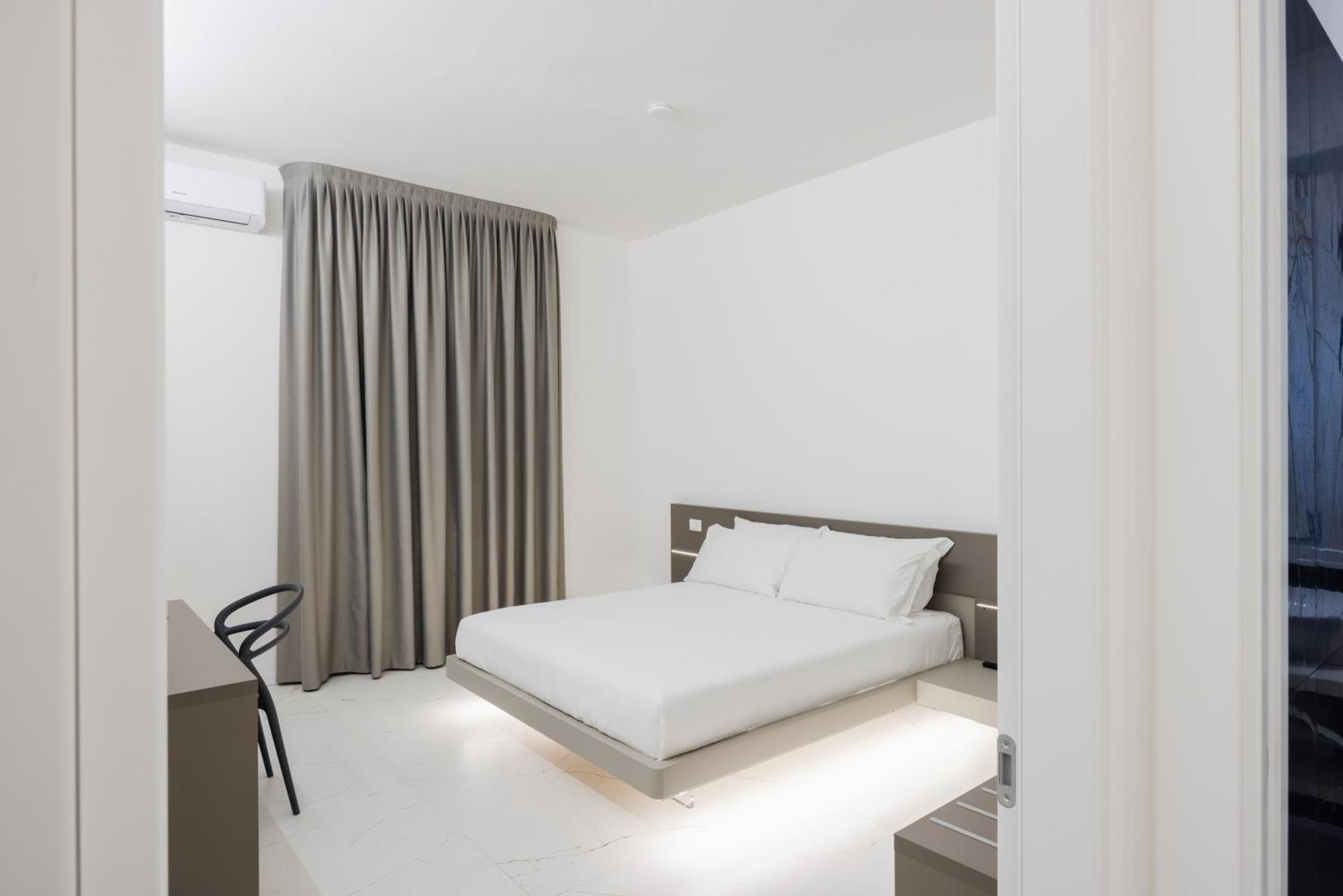 Excelsior Station Suite بولونيا المظهر الخارجي الصورة