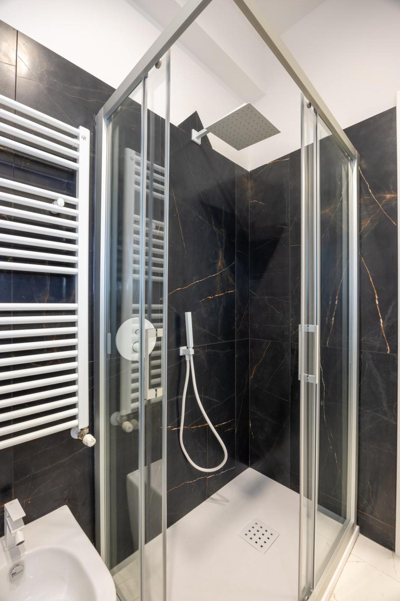 Excelsior Station Suite بولونيا المظهر الخارجي الصورة