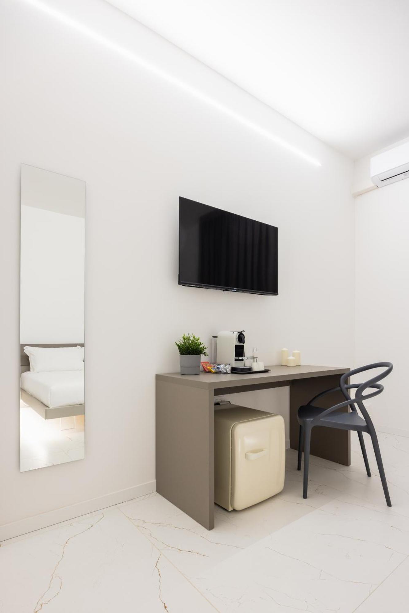 Excelsior Station Suite بولونيا المظهر الخارجي الصورة