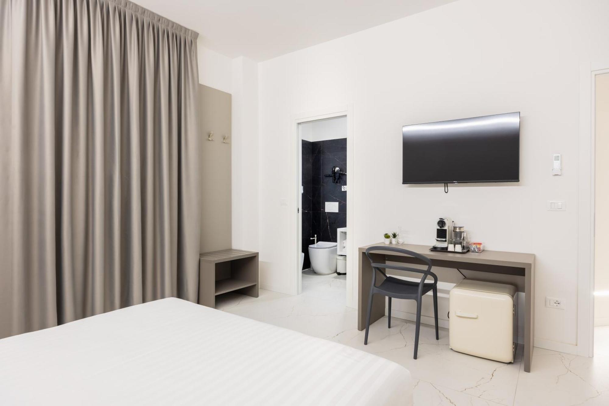 Excelsior Station Suite بولونيا المظهر الخارجي الصورة