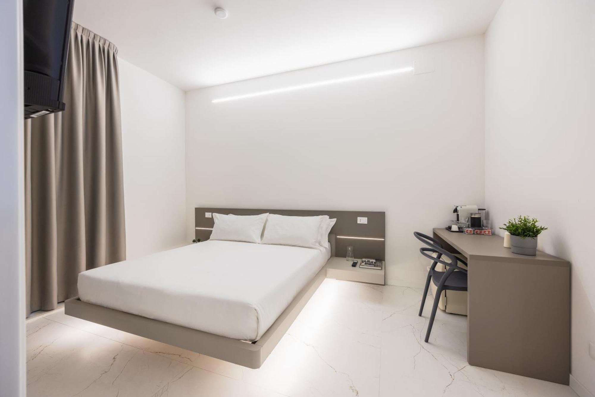 Excelsior Station Suite بولونيا المظهر الخارجي الصورة