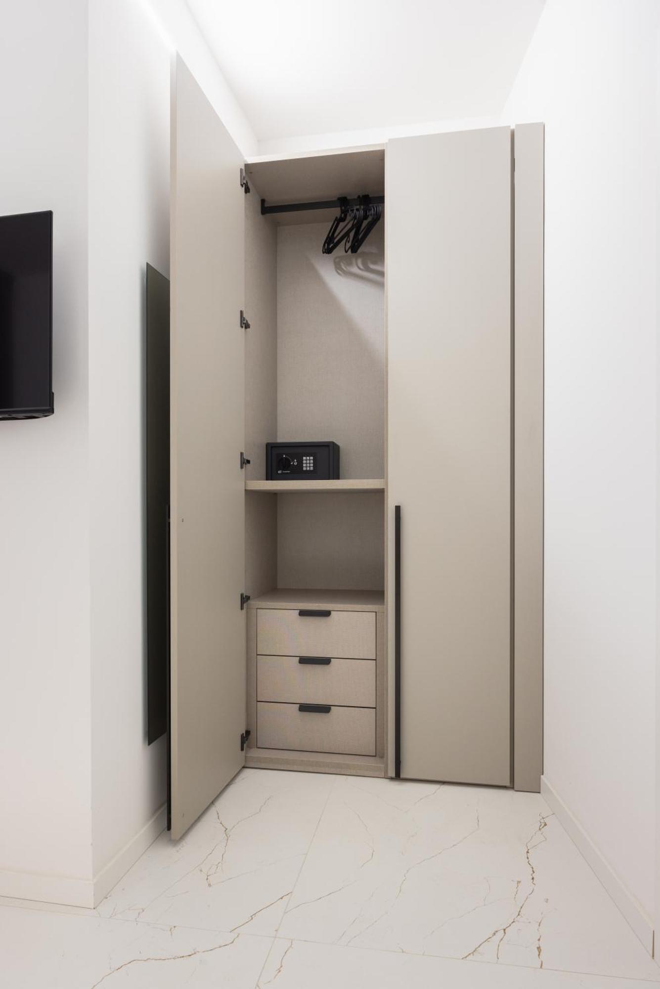 Excelsior Station Suite بولونيا المظهر الخارجي الصورة