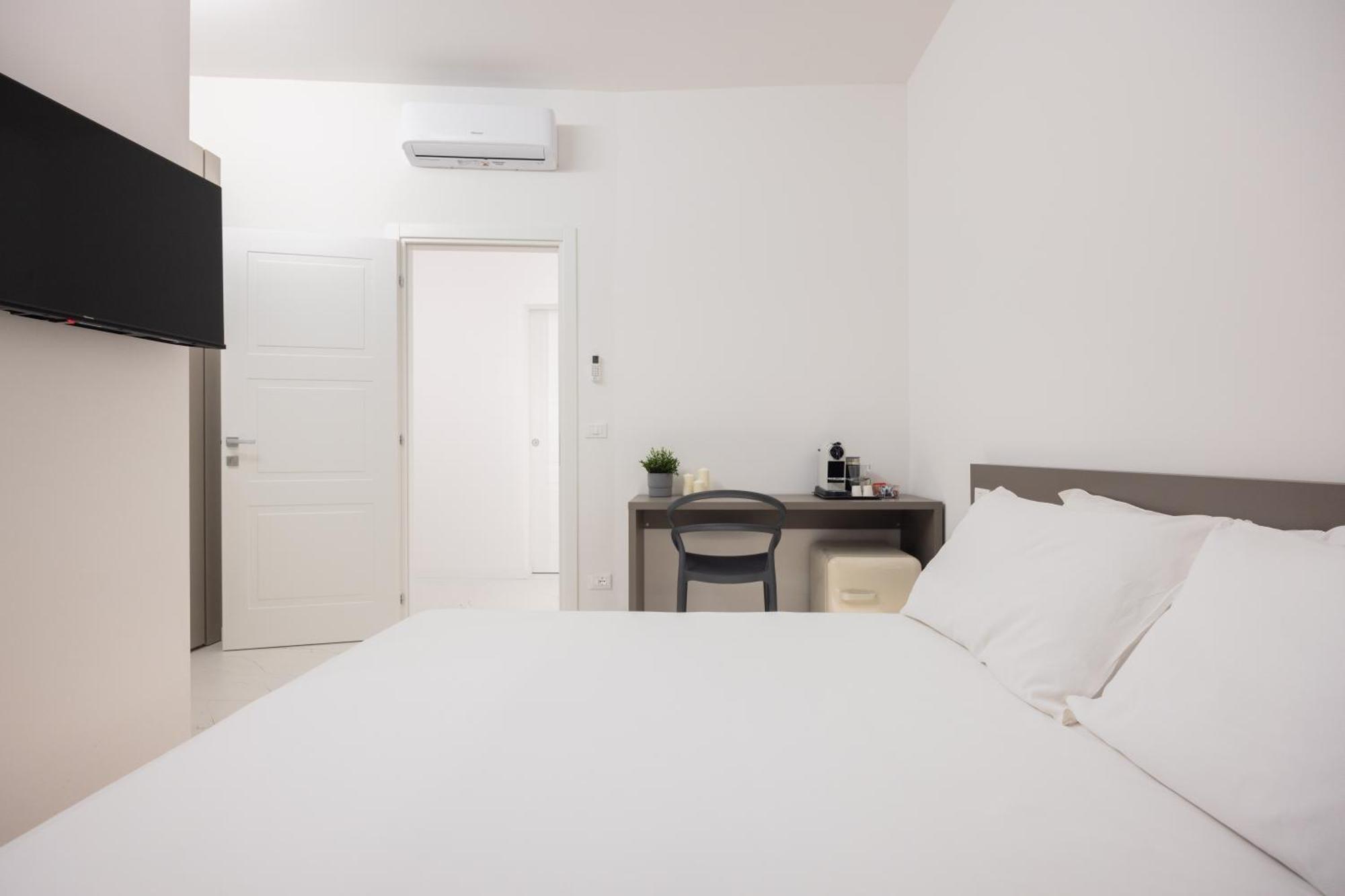 Excelsior Station Suite بولونيا المظهر الخارجي الصورة