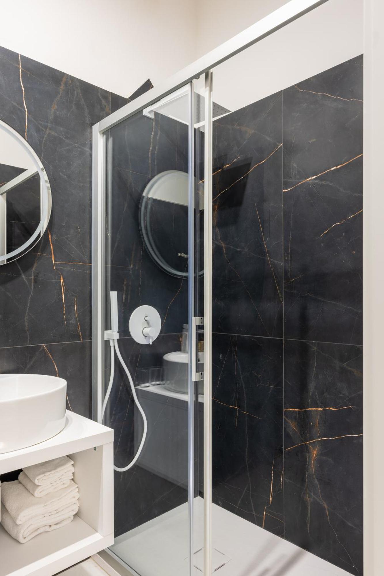 Excelsior Station Suite بولونيا المظهر الخارجي الصورة
